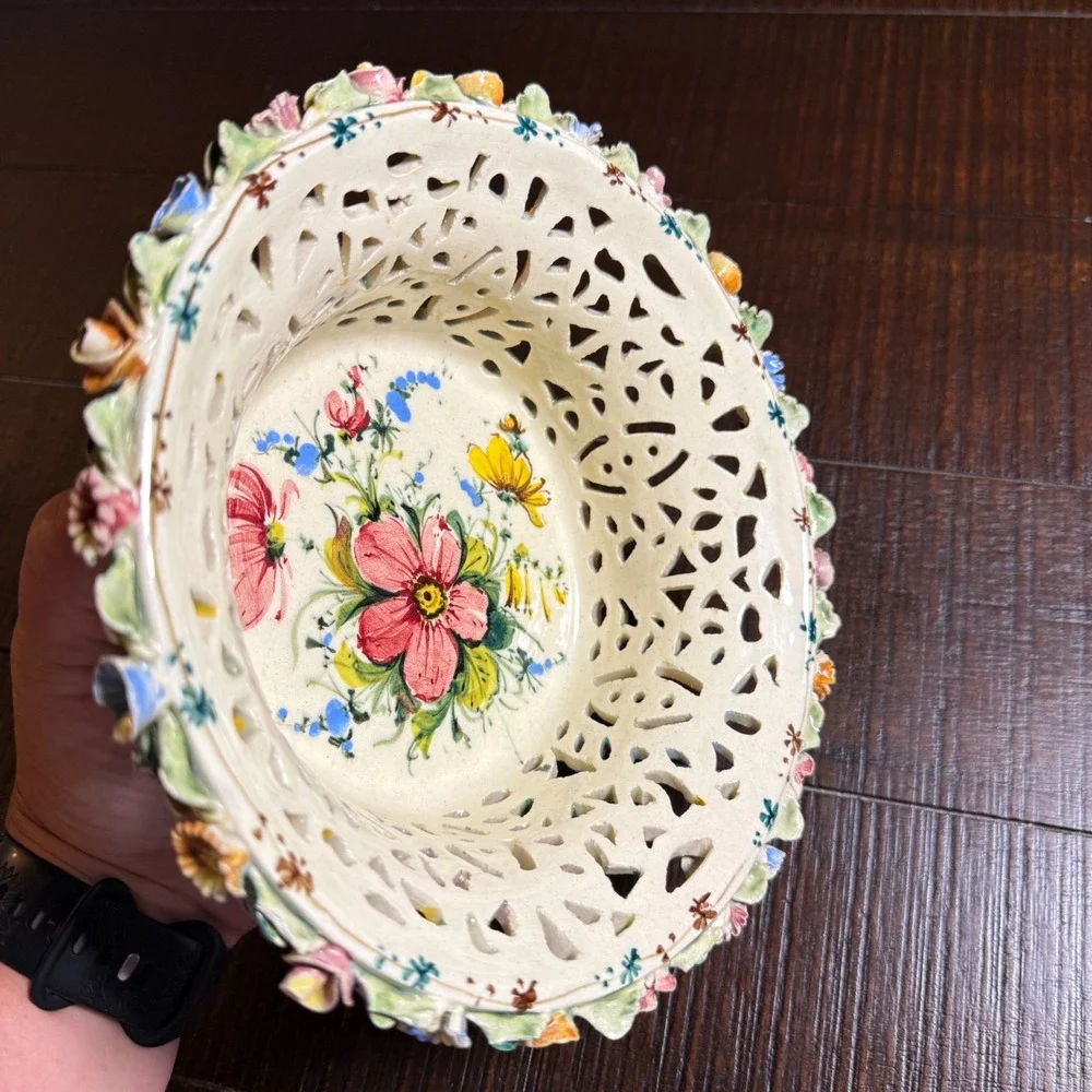 Italian Lattice Ceramic Bowl Majolica Flowers  8